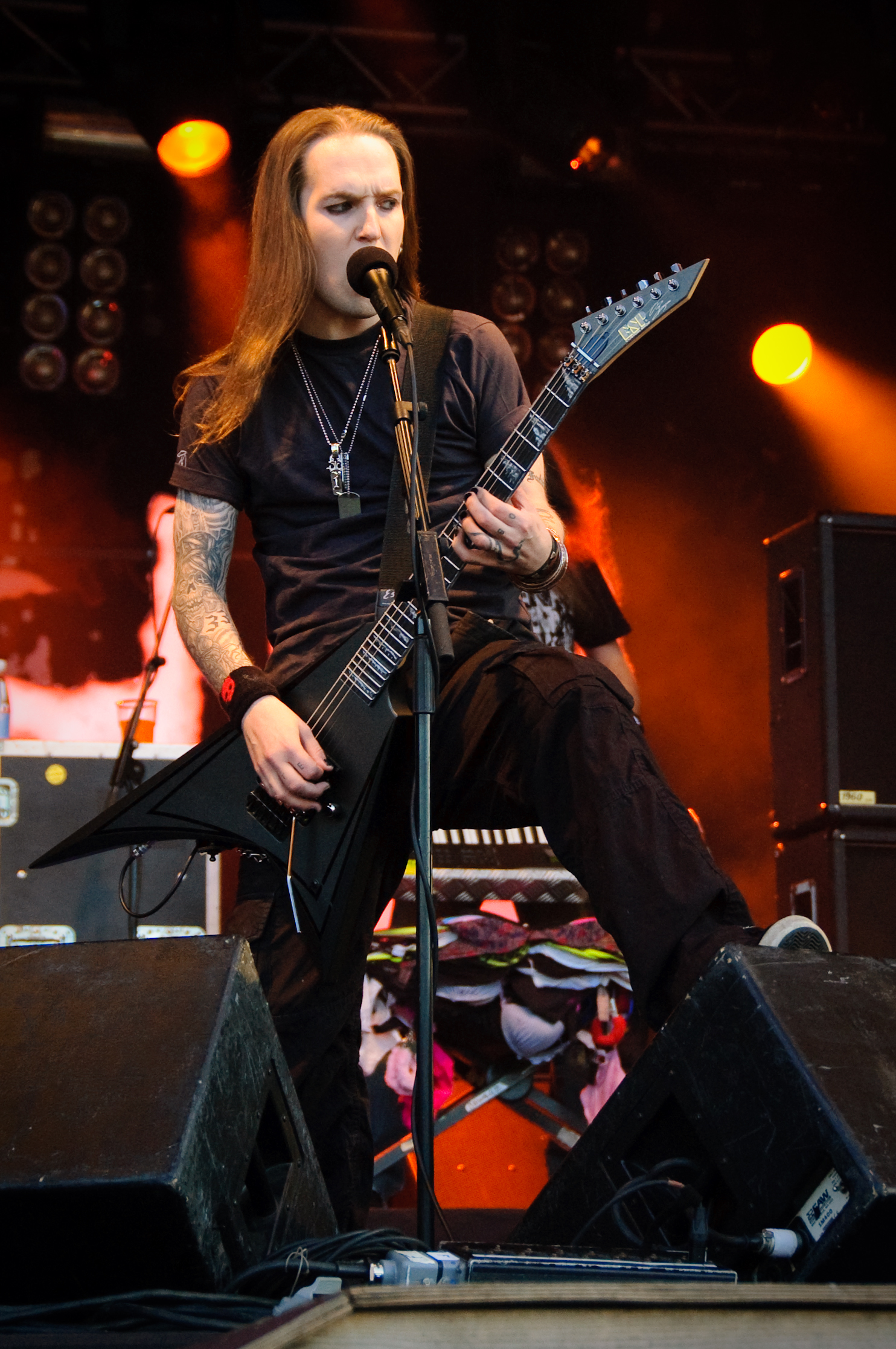 20091206164745!Alexi_Laiho_-_Ilosaarirock_2009